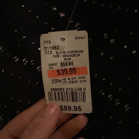 Le Chateu Black/ Silver Blouse - Picture 4 of 8